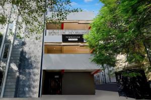 Super Townhouse T Nagar Chennai