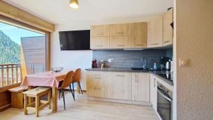 Joran JR6 MOUNTAIN & NATURE 4 Pers