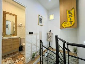 32 Atelier Paris Fashion