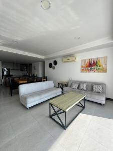 Hermoso departamento en Punta Pacífica Salinas