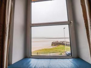 Flat 2, Dorstan