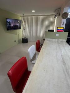 Habitación en apartamento compartido frente a Maiquetía!
