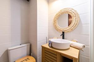 Surf Yoga- studio lumineux Vue Port proche plage