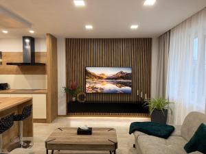 Luxury apartment near Prague - Garden - Parking