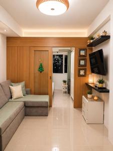 Luxe 1-Bedroom Condo front of Mall of Asia with City View in Pasay