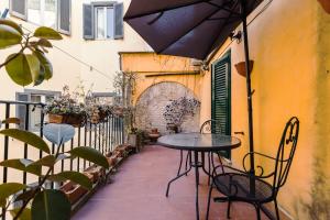 Apartment with nice terrace by the Amazing Pantheon
