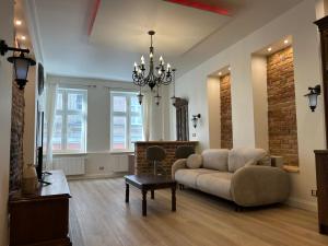 Old Town Retro House