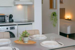 WELCS ESTUDIO 326 EMP con vista al mar
