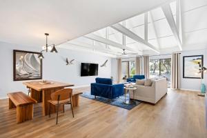 Fully Renovated Villa - Sleeps 6 Near Beach & Golf