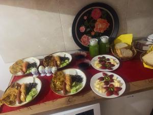 Xhulio Castle Walk Guesthouse