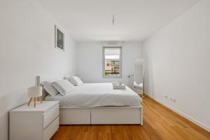 Modern Apartment with Free Garage