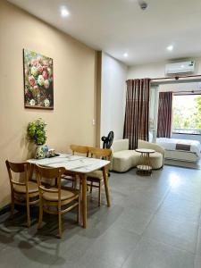 Aura Beachfront Hotel - Apartment