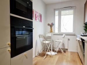 Obywatelska 1BR centrum, taras, 4 osoby, WiFi, pralka City Host