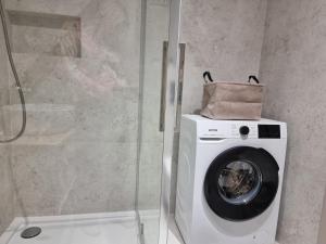 Obywatelska 1BR centrum, taras, 4 osoby, WiFi, pralka City Host