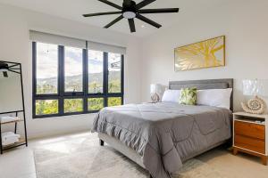 Central, Gated, Sea view, TV, Gym, Pool, WiFi, AC