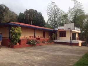Finca familiar con piscina y naturaleza en Viterbo