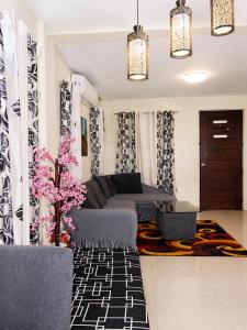 Affordable MODERN Up to 16 Pax Near Aqua Planet & Clark International Airport