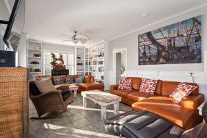 Fairwinds by Oak Island Accommodations