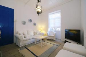Charming House in Mirina with Terrace