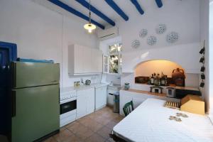 Charming House in Mirina with Terrace