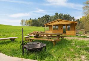 Water Hideout - Floating Luxury in Pure Wilderness