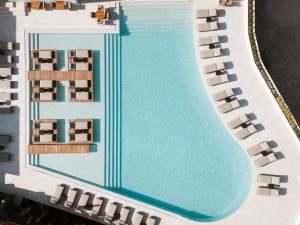 NĒRO Boutique Hotel