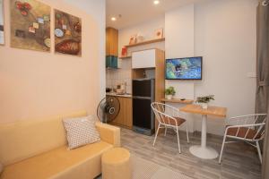 The Little Hanoi - Refreshing home - Big balcony