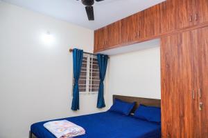 Cozy 1bhk 2km From Hosa Road Metro with lift 203