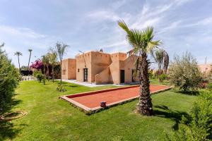 Villa Marwa 3 bedrooms No one opposite 1500sqm garden
