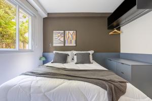 Studio Prisma Pinheiros | Varanda & Portaria 24hrs