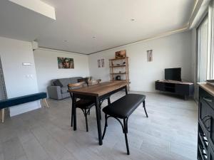 Evasion Côtière avec Vue Mer et Piscine A deux pas de la plage