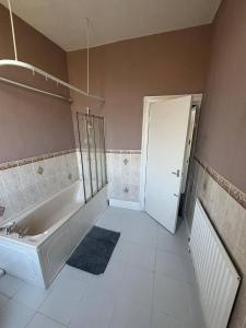 Charming 2-Bedroom Apartment with Ocean Views in Roker