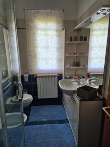 panoramic hillside oasis with private terrace