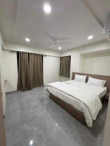 Hotel Maple Inn