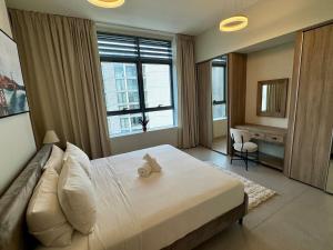 Prime Dubai Hills Location Next to Main Park