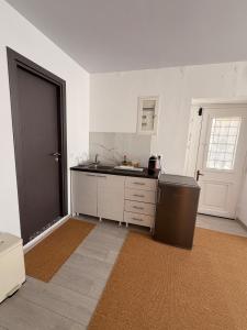 ΑtoZ studio in Hydra