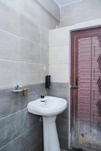 Cozy 1bhk 2km From Hosa Road Metro 104