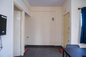 Cozy 1bhk 2km From Hosa Road Metro 104