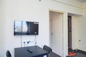 Cozy 1bhk 2km From Hosa Road Metro 104