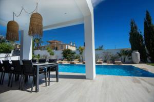 Casa Belinha Luxury 4BR Villa in Olhao