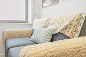 Dreamy Leeds Centre Retreat – Ideal for Couples - Pass the Keys