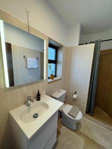 Casa Julio-Rooftop Terrace & Pool 5 Min to Beach