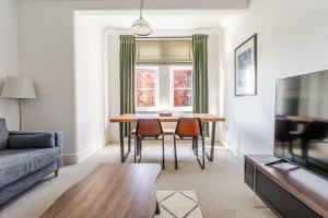 Spacious 3 Bed Apartment for Contractors and Families