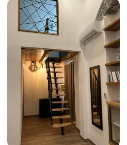 Orizzonte 5 Terre - Via Gio Batta Casoni 42- Stazione Centrale