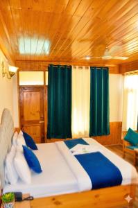 Vacanza Hills Hotel and Cottages