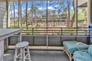 2BR Ocean Creek Pools, Tennis Barefoot