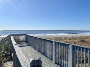 Sun & Sea Views Perfect 1BR Oceanview Getaway