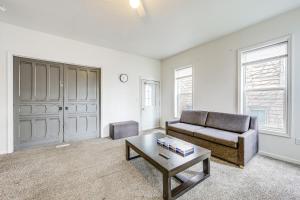 1 Mi to Erie Canalway Trail! Condo w Grill