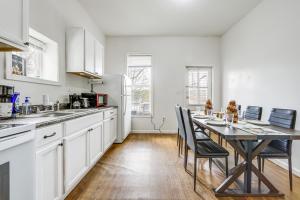 1 Mi to Erie Canalway Trail! Condo w Grill