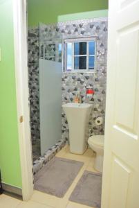 Cedar Grove Getaway 1BR With Jacuzzi